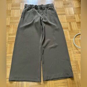 Lululemon on the fly pant